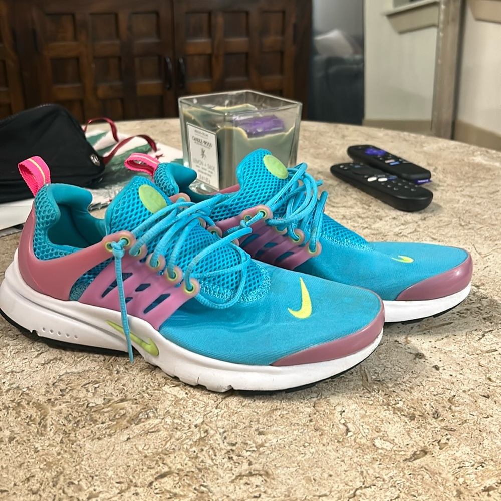 Nike Prestos